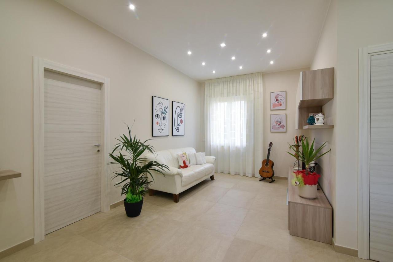 Virginia'S House Apartman Torre Annunziata Kültér fotó