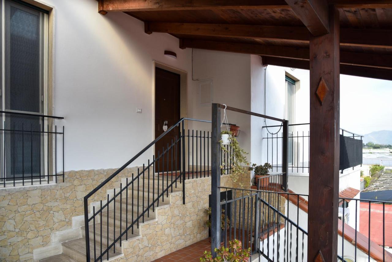 Virginia'S House Apartman Torre Annunziata Kültér fotó