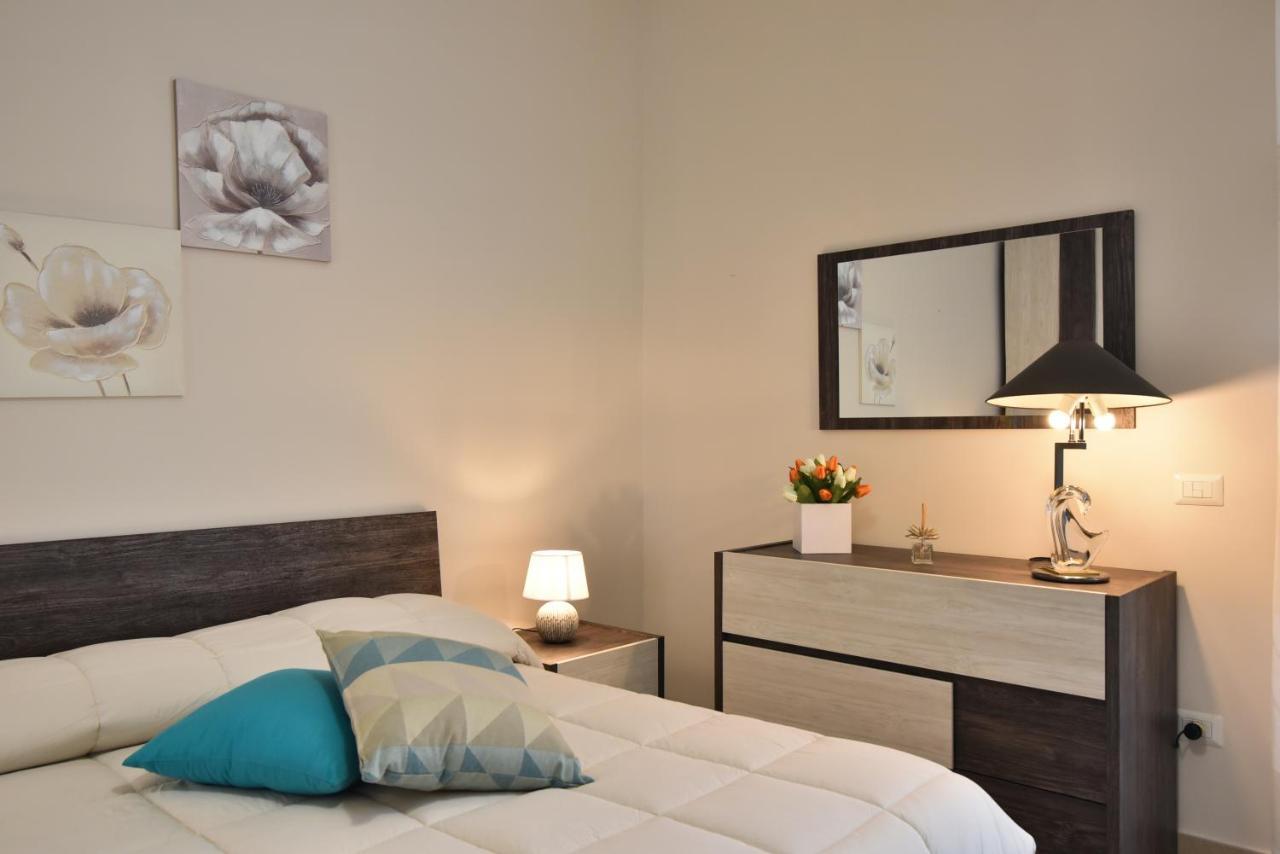 Virginia'S House Apartman Torre Annunziata Kültér fotó