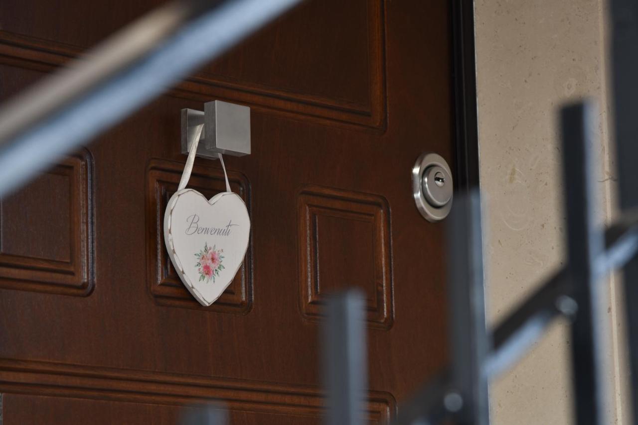 Virginia'S House Apartman Torre Annunziata Kültér fotó